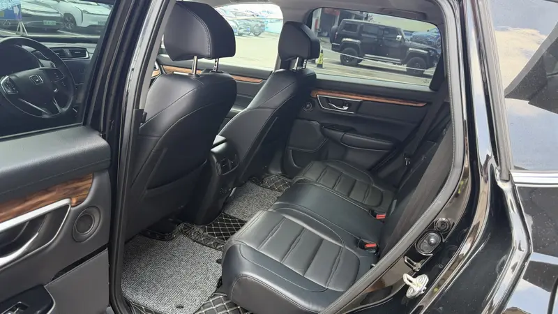 Honda CR-V 240TURBO CVT моноприводный — фото 9