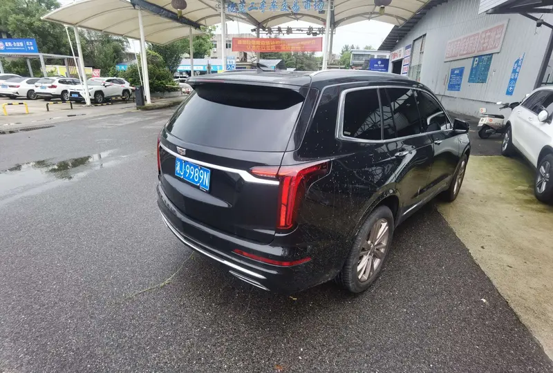 Cadillac XT6 — фото 5