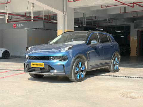 Lynk & Co 01