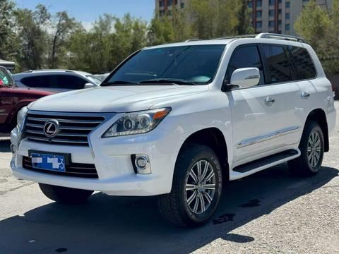 Lexus LX