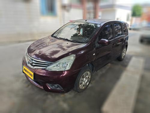 Nissan Livina