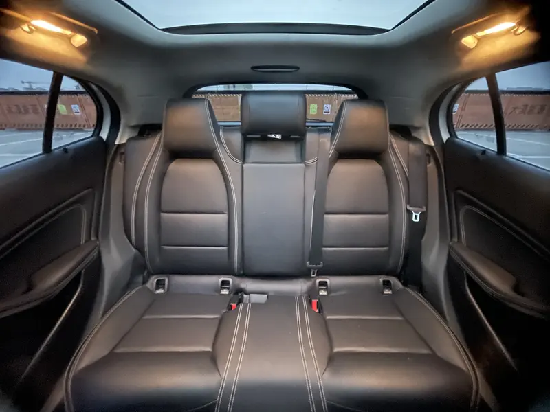 Mercedes-Benz GLA — фото 13