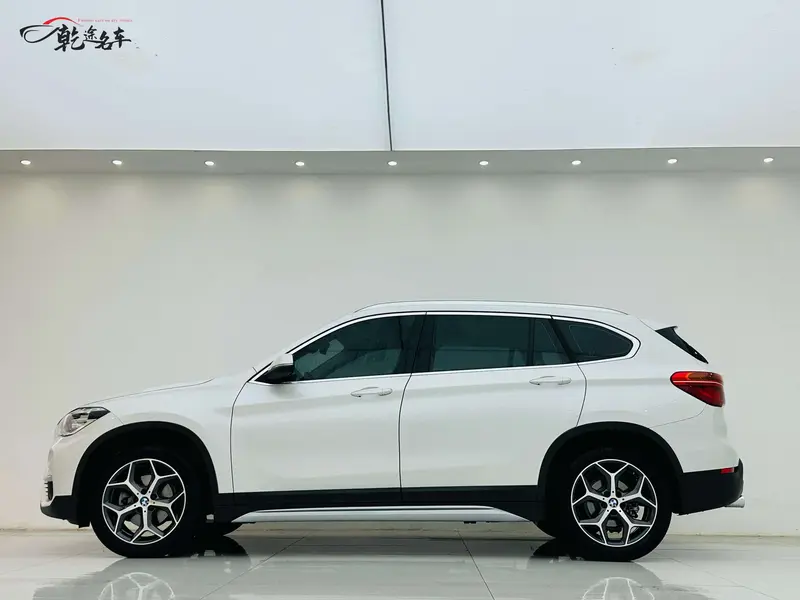 BMW X1 — фото 4