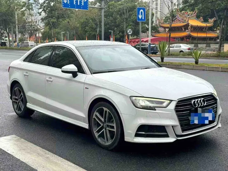 Audi A3 — фото 3