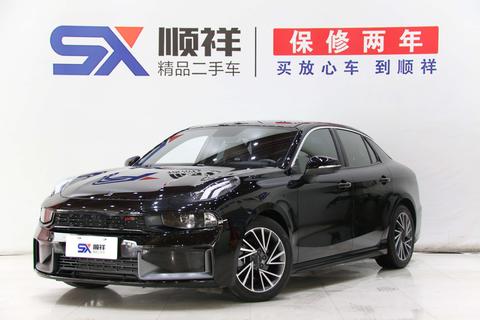 Lynk & Co 03
