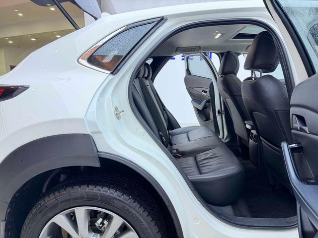 Mazda CX-30 2021 Белый из Китая, фото 2
