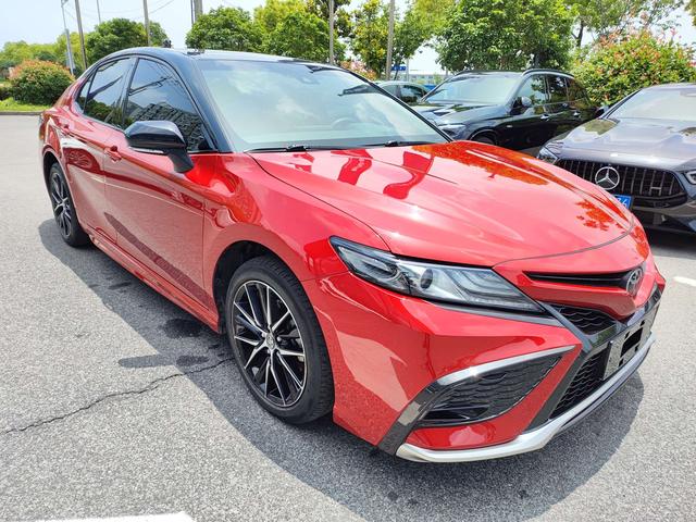 Toyota Camry 2022 Красный из Китая, фото 3