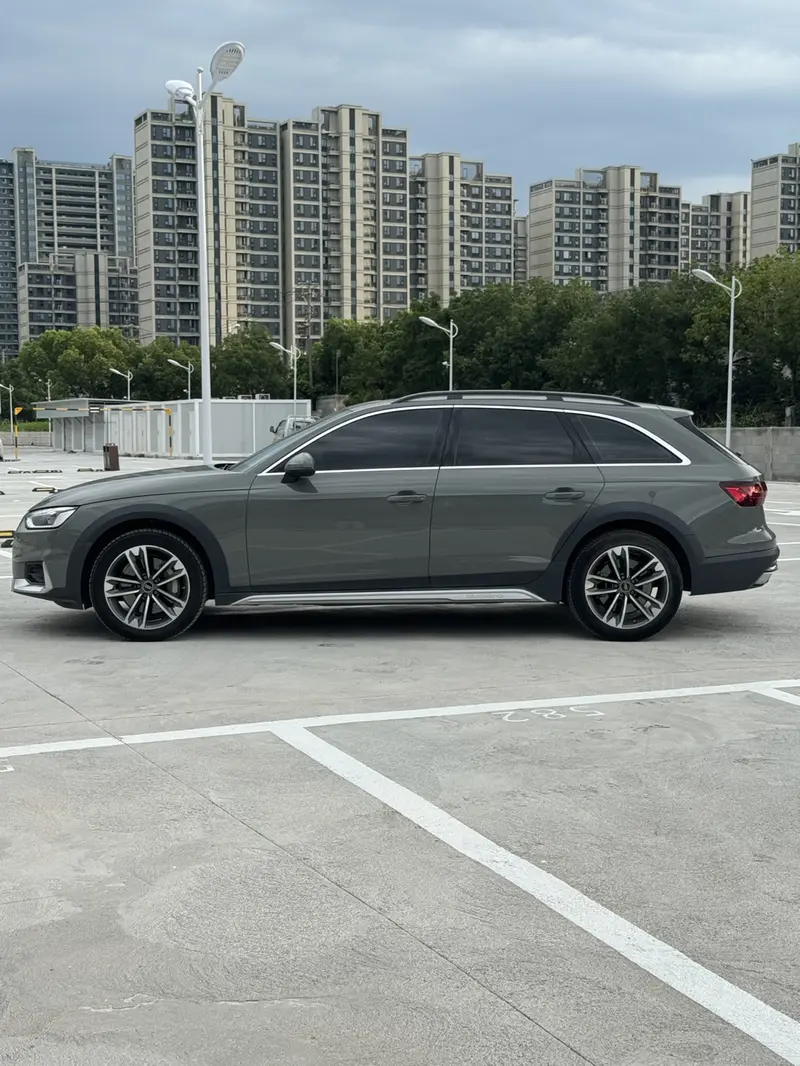 Audi A4 allroad quattro спорт — фото 3