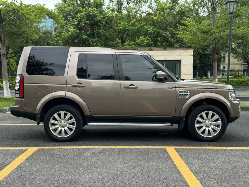 Land Rover Discovery — фото 8