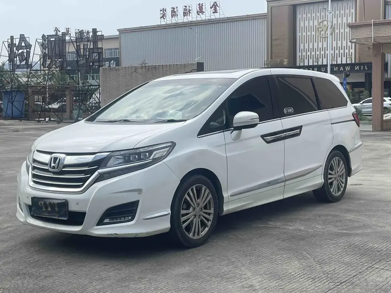 Honda Elysion 2.4 L Comfort