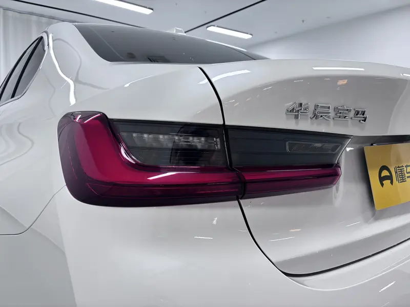 BMW 3 Series — фото 10