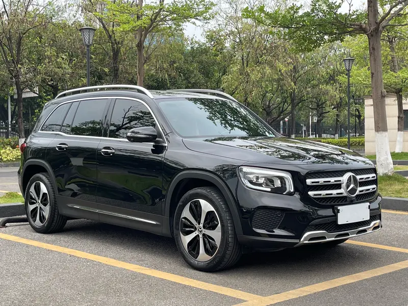 Mercedes-Benz GLB — фото 3