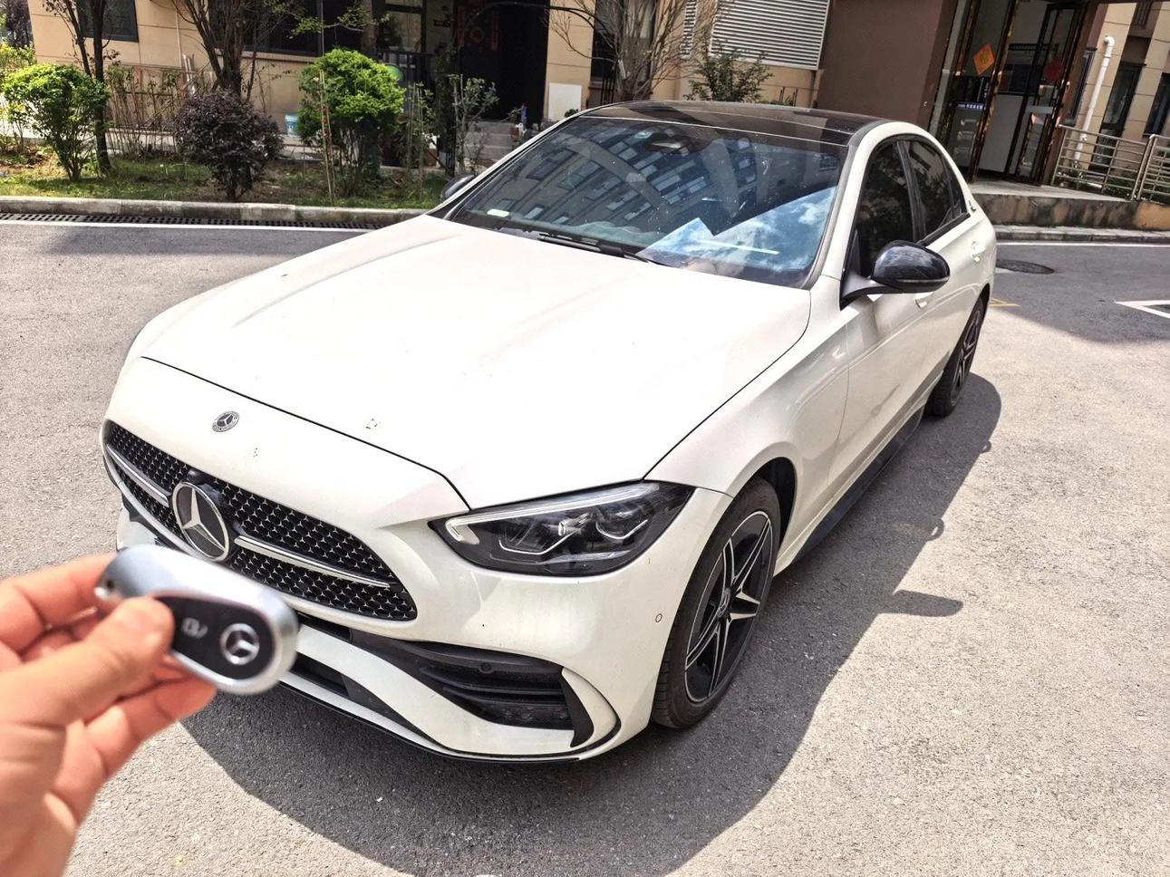Mercedes-Benz C-Класс 2024 1