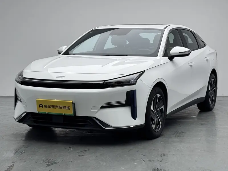 Geely Galaxy L6