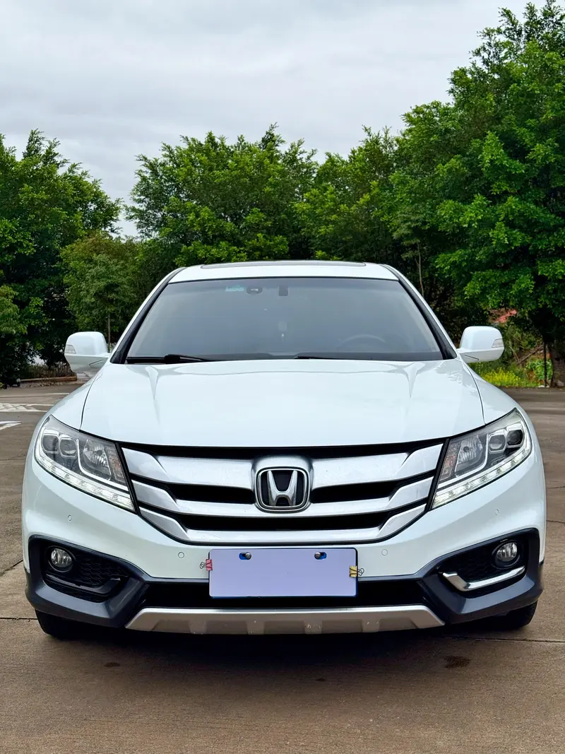 Honda Crosstour — фото 2