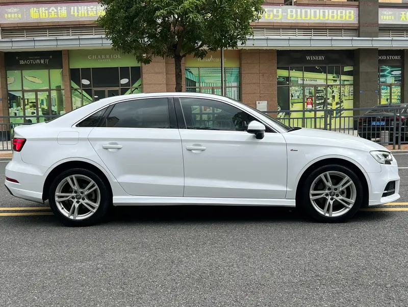 Audi A3 — фото 8