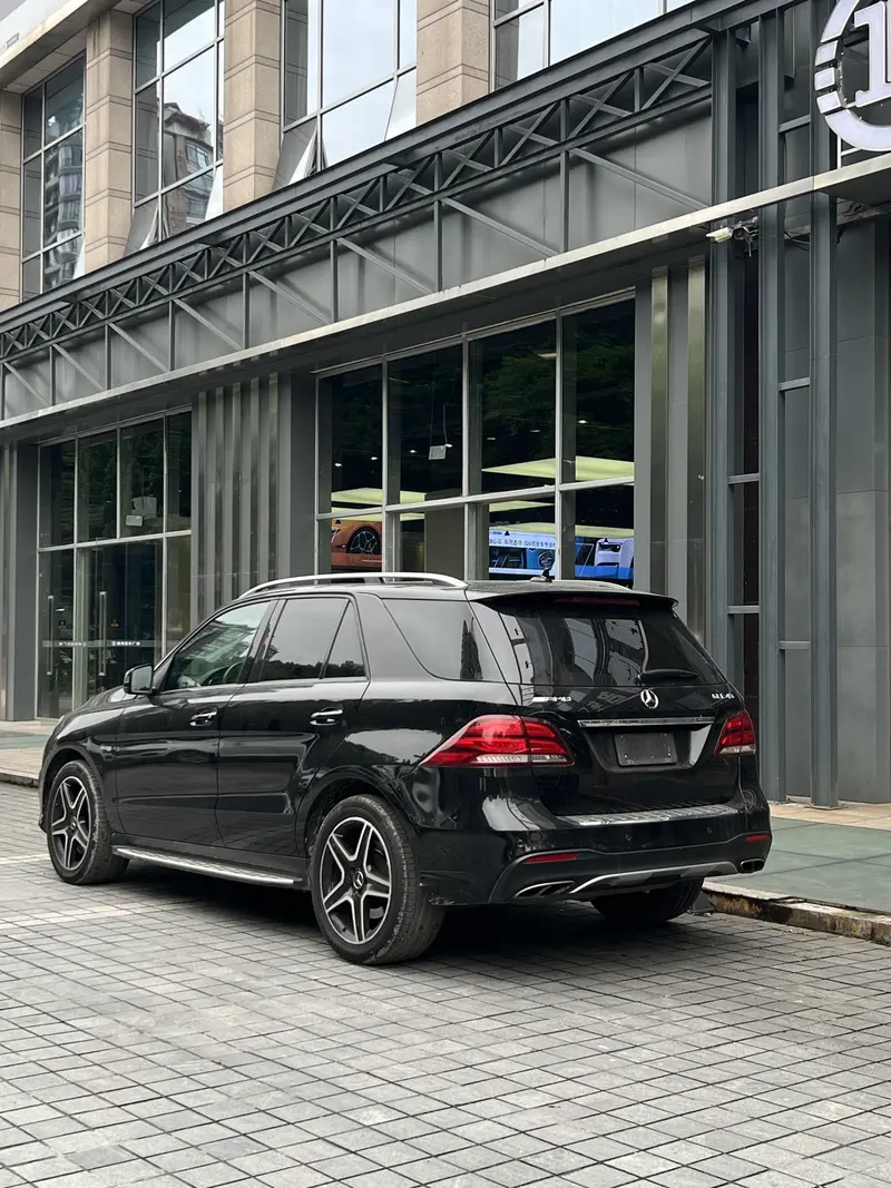 Mercedes-Benz GLE AMG — фото 5