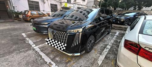 GAC Trumpchi M8