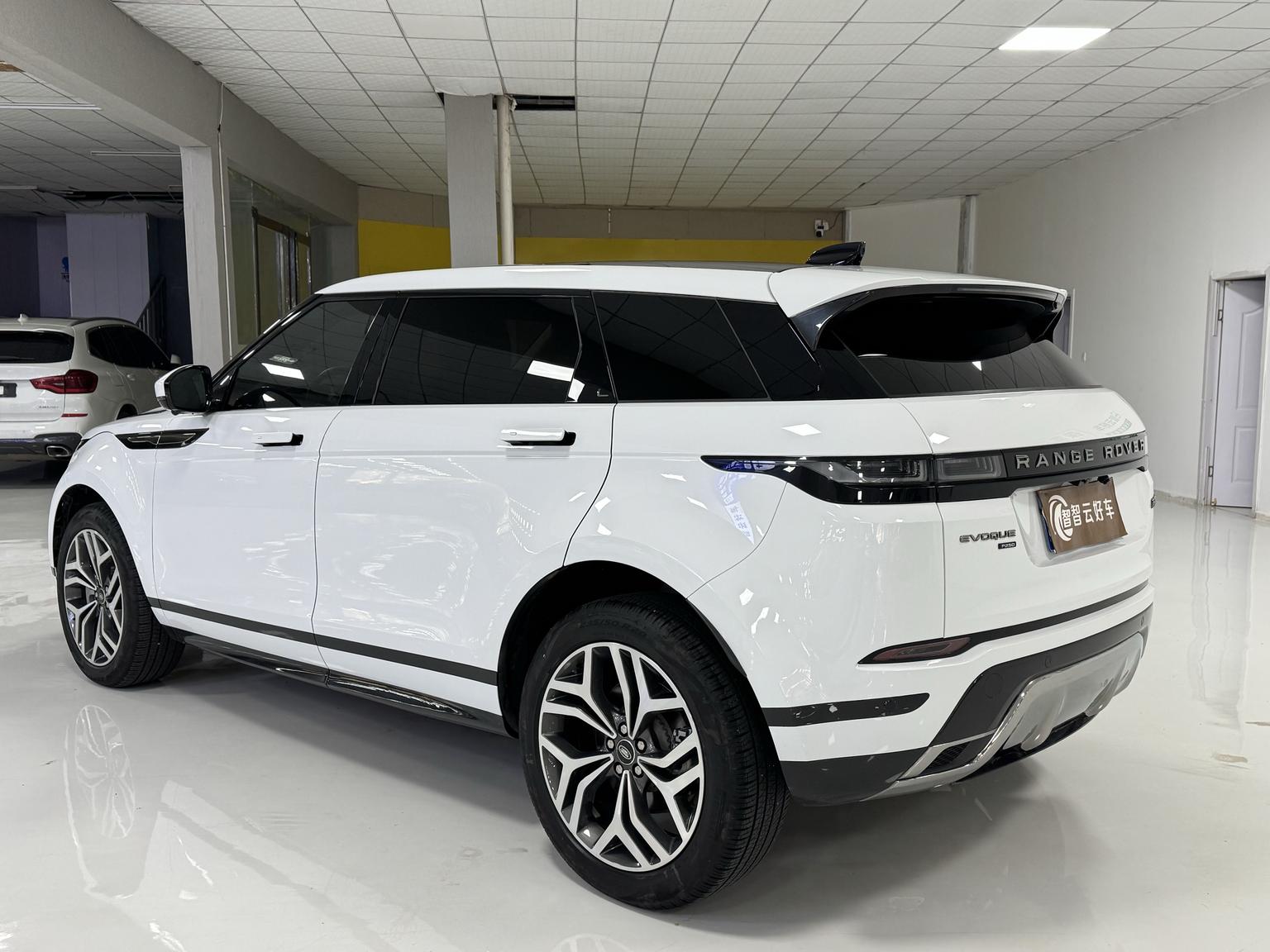 Range Rover Evoque: фотография 7 из 9
