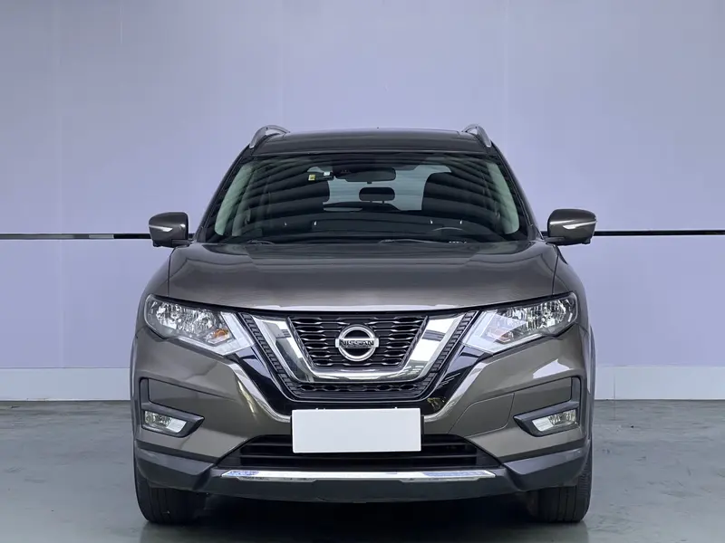Nissan X-Trail 2.0L CVT комфорт 2WD — фото 2