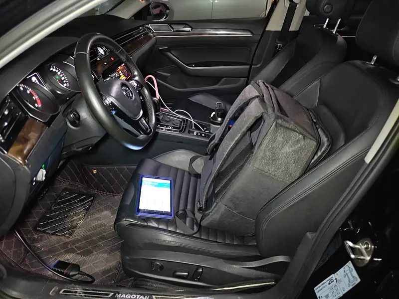 Volkswagen Magotan 330 TSI DSG Luxury VI — фото 7