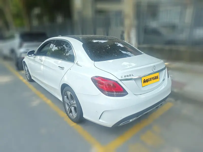 Mercedes-Benz C-Class C 260 L Sport — фото 6