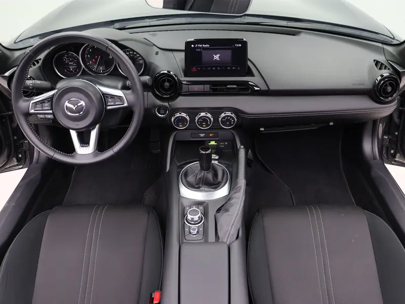 Mazda MX-5 2.0 L MT RWD 2 — фото 9