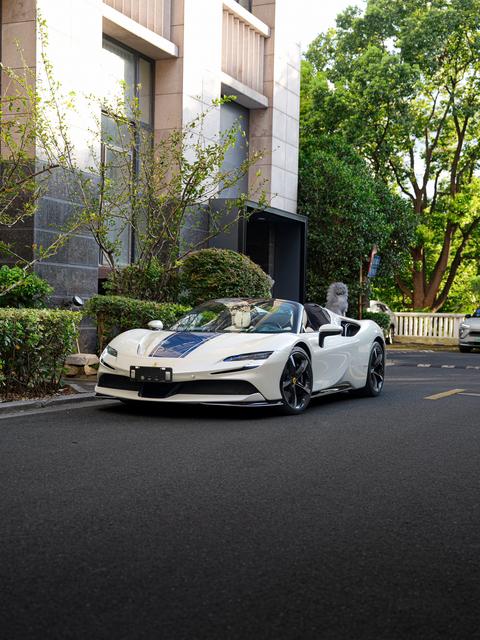 Ferrari SF90