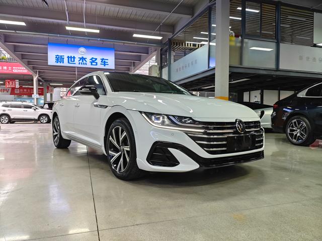 Volkswagen CC 2021 Белый из Китая, фото 3