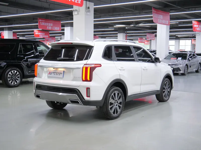 Kia Sportage — фото 7