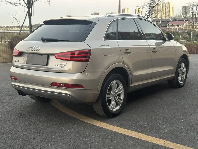Audi Q3 — фото 6
