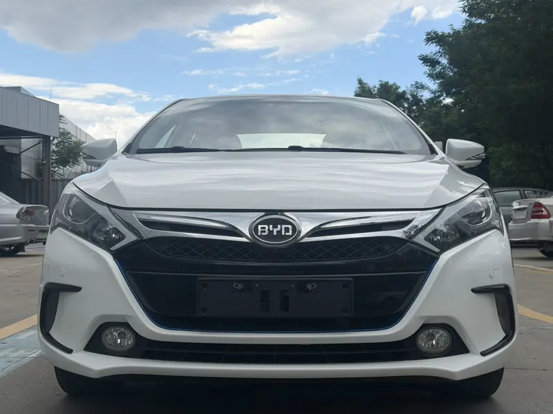BYD Qin — фото 2