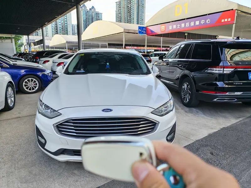 Ford Mondeo EcoBoost 180 стиль — фото 2