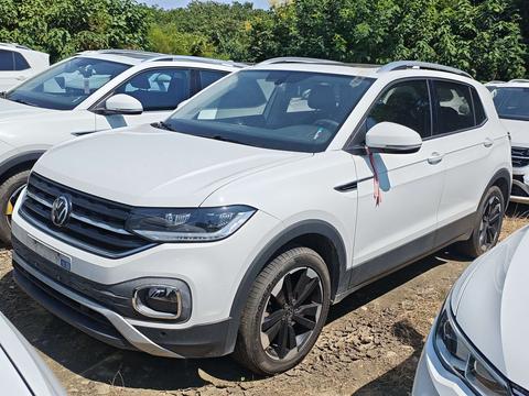 Volkswagen Tacqua 2023 200TSI DSG Smart Connect