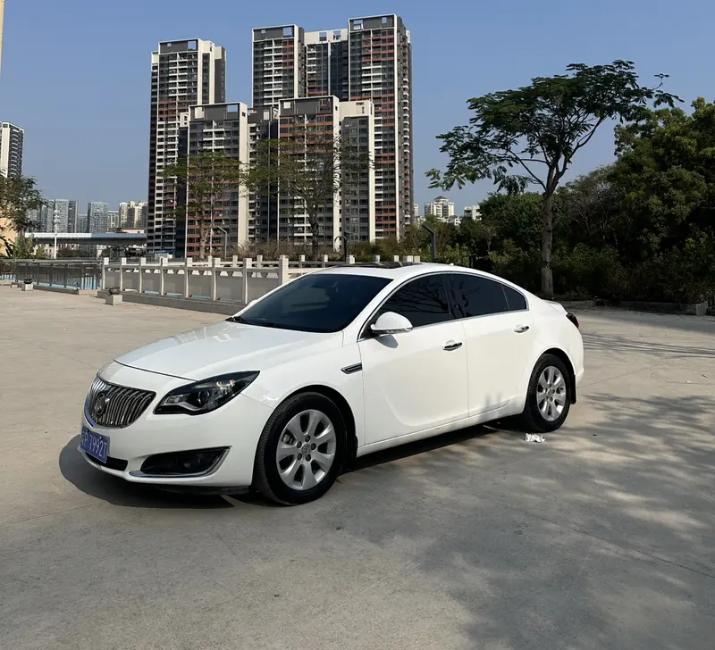 Buick Regal — фото 1
