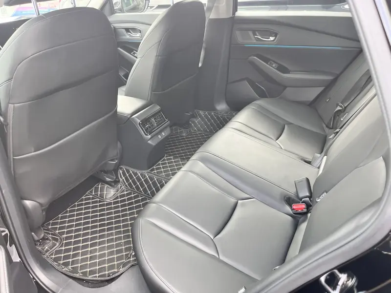 Honda Accord — фото 11