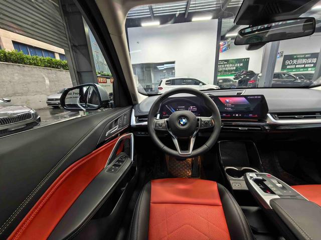 BMW X1 2023 Черный из Китая, фото 4