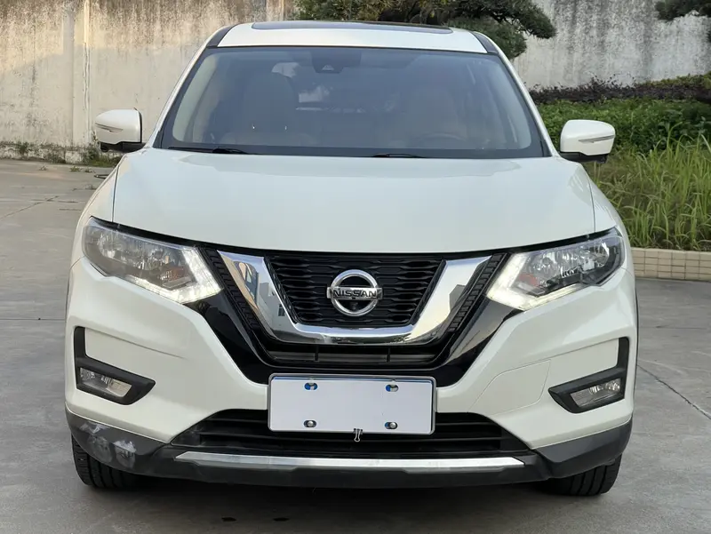 Nissan X-Trail — фото 2