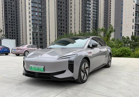 Hongqi EH7
