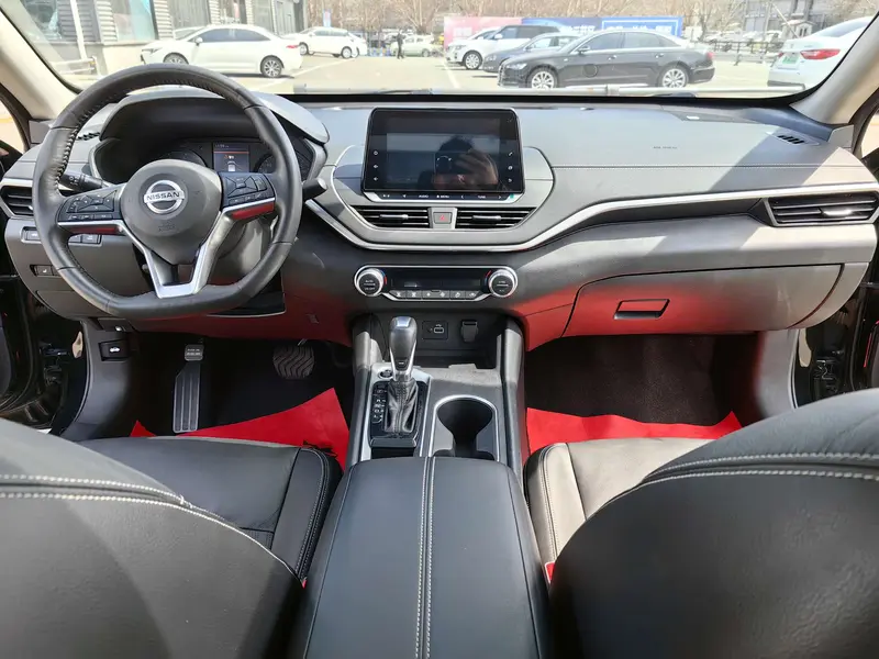 Nissan Teana 2.0 L XL Comfort — фото 8