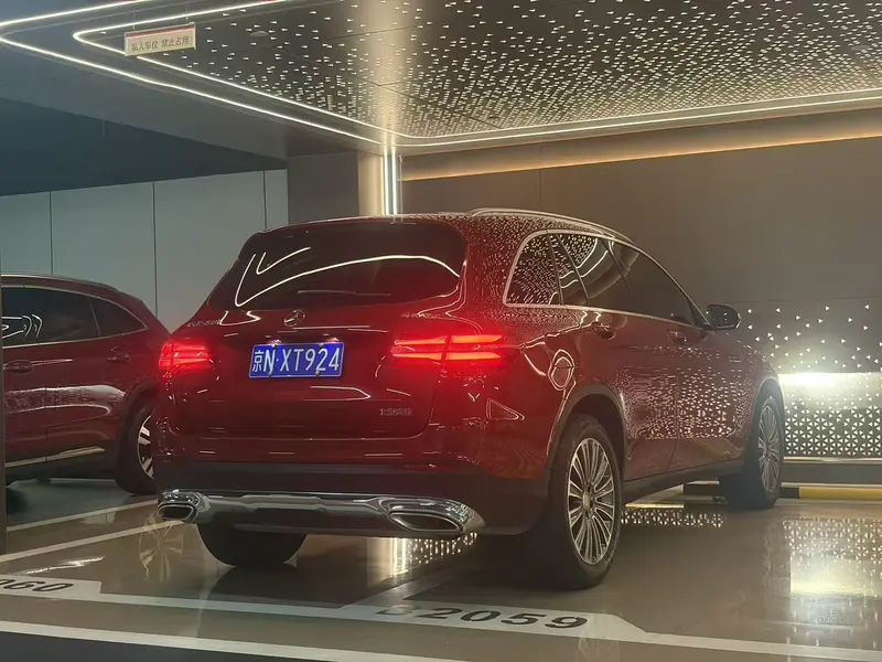 Mercedes-Benz GLC 260 4MATIC динамик — фото 6