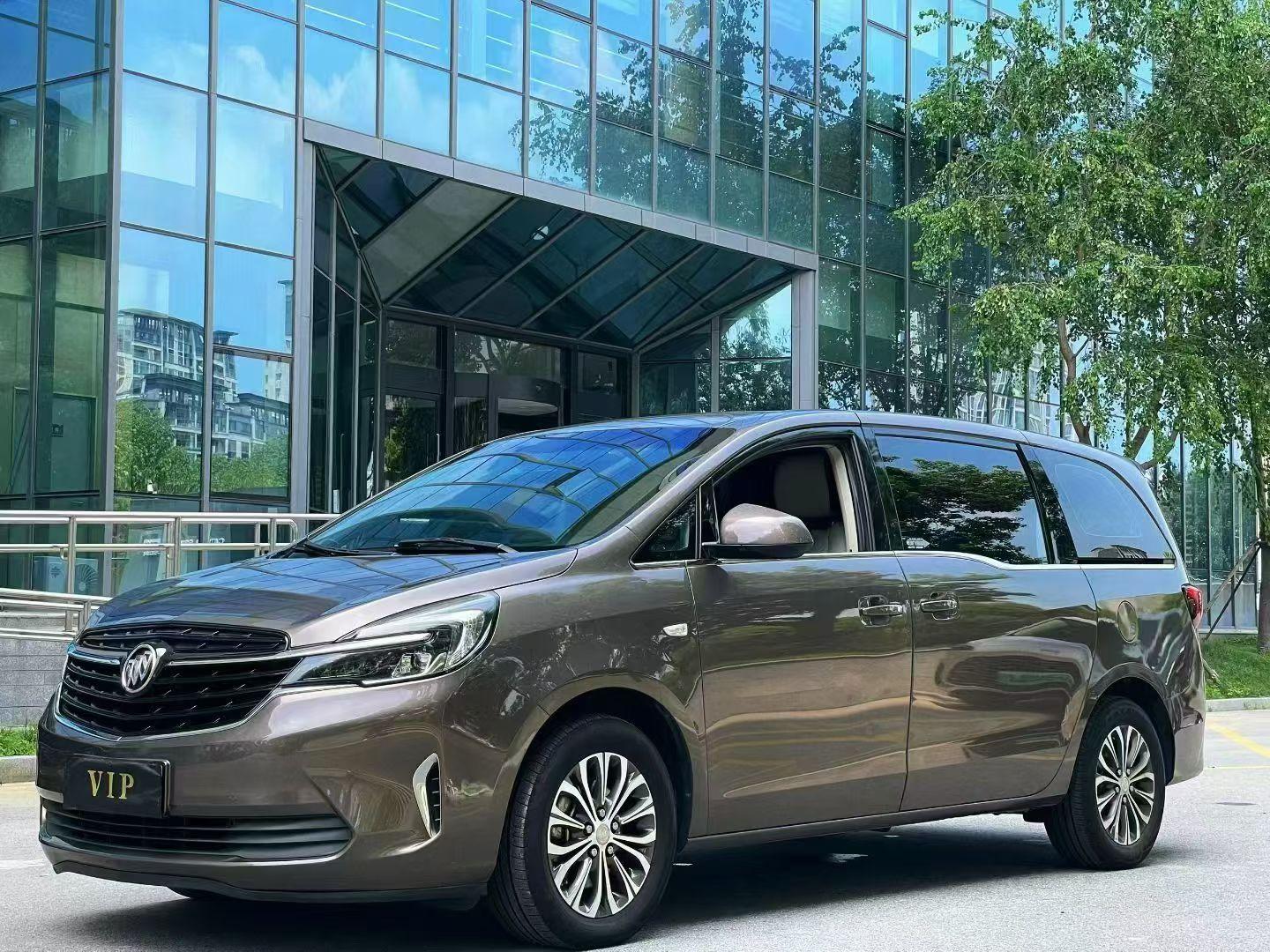 Buick GL8, фотография из объявления