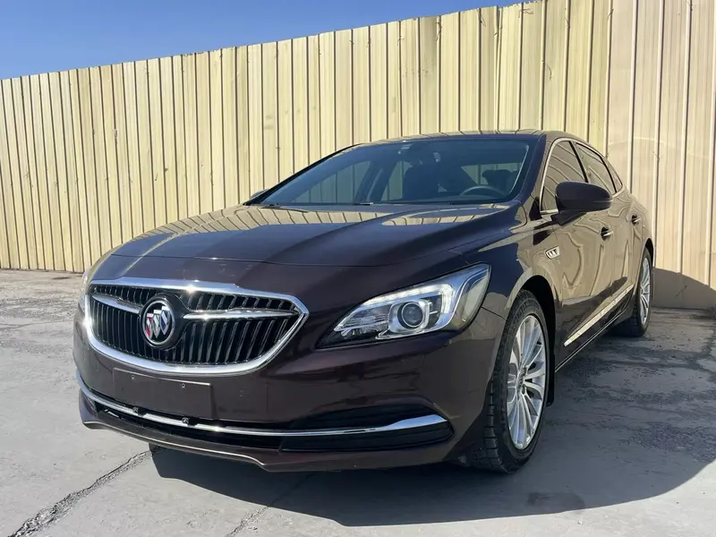 Buick La Crosse 28 T