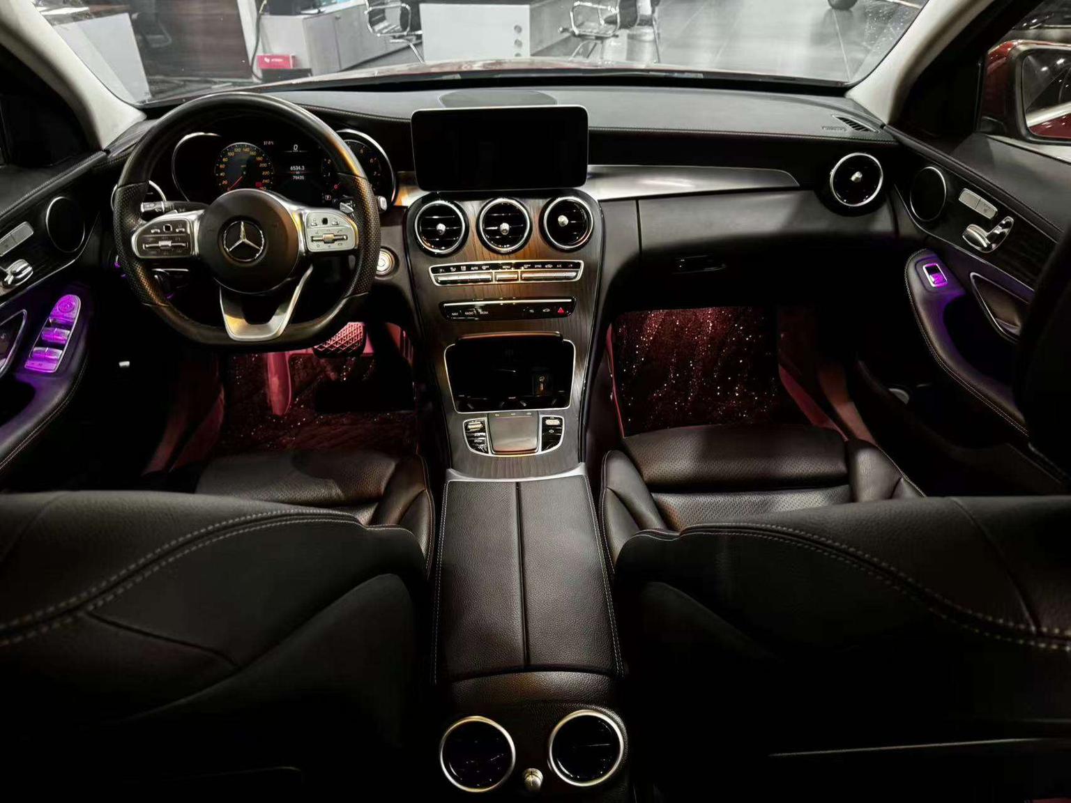 Mercedes-Benz C-Class: фотография 17 из 22