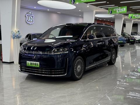 Luxeed V9