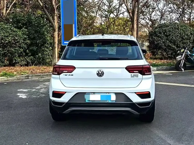 Volkswagen T-Roc — фото 3