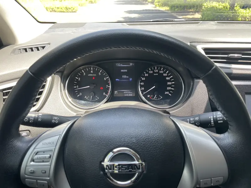 Nissan Qashqai 2.0L CVT смарт VI — фото 11