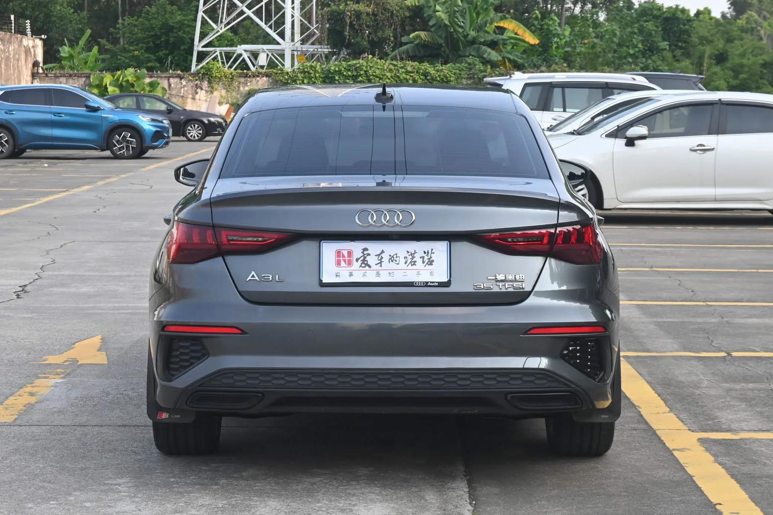 Audi A3: фотография 5 из 23