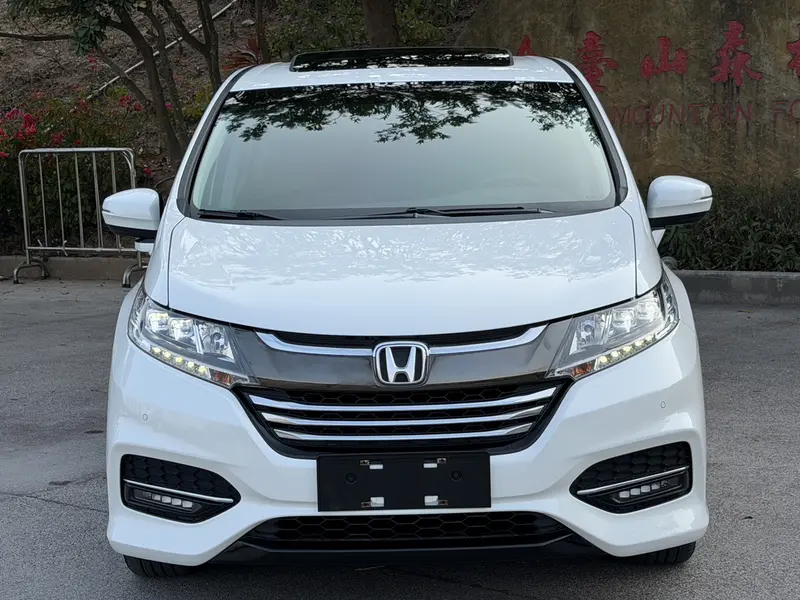 Honda Odyssey — фото 2