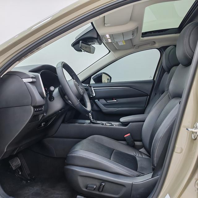 Mazda CX-50 line also 2023 Желтый из Китая, фото 2